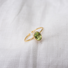 Load image into Gallery viewer, Adjustable Peridot ring