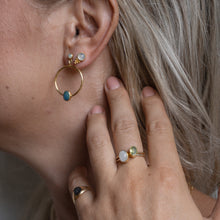 Load image into Gallery viewer, Sanur Statement Hoops