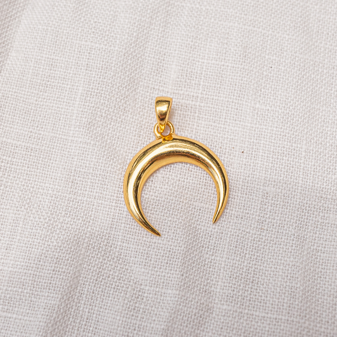 CANTIK Crescent moon pendant - Large