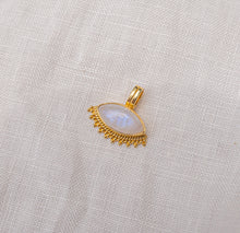 Load image into Gallery viewer, Mata eye pendant - Moonstone