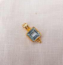 Load image into Gallery viewer, Permata pendant - Blue Topaz
