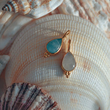 Load image into Gallery viewer, Moonstone &amp; Aquamarine pendant