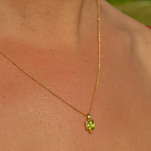 Load image into Gallery viewer, Permata pendant - Peridot