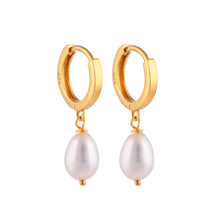 Load image into Gallery viewer, Mutiara Pearl Hoops