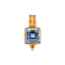 Load image into Gallery viewer, Permata pendant - Blue Topaz